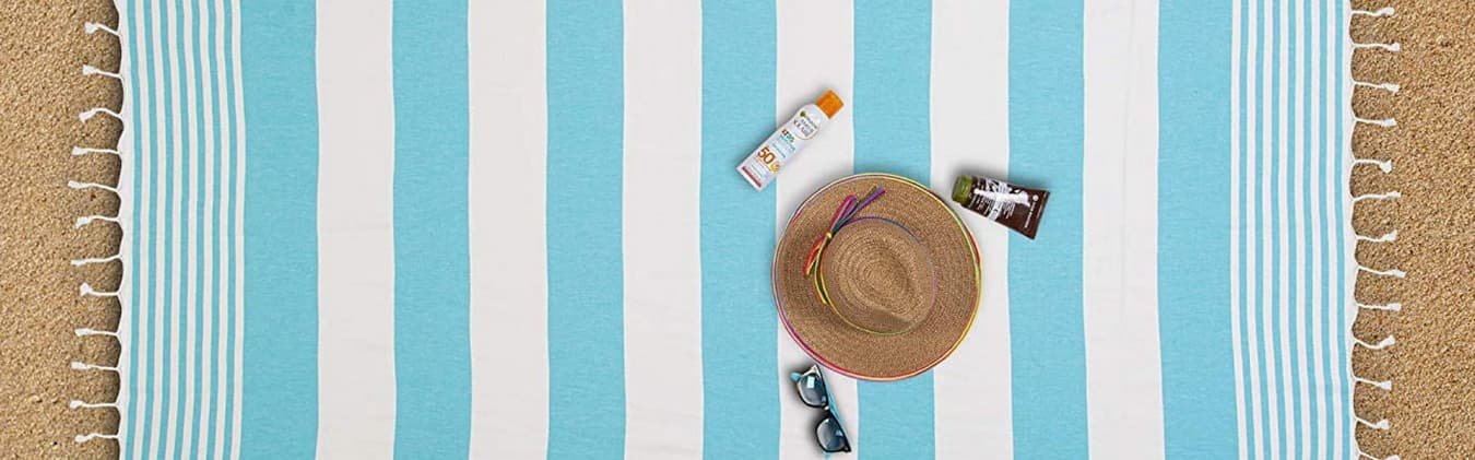 Turkish-style cotton beach towels made by Favor Houseware