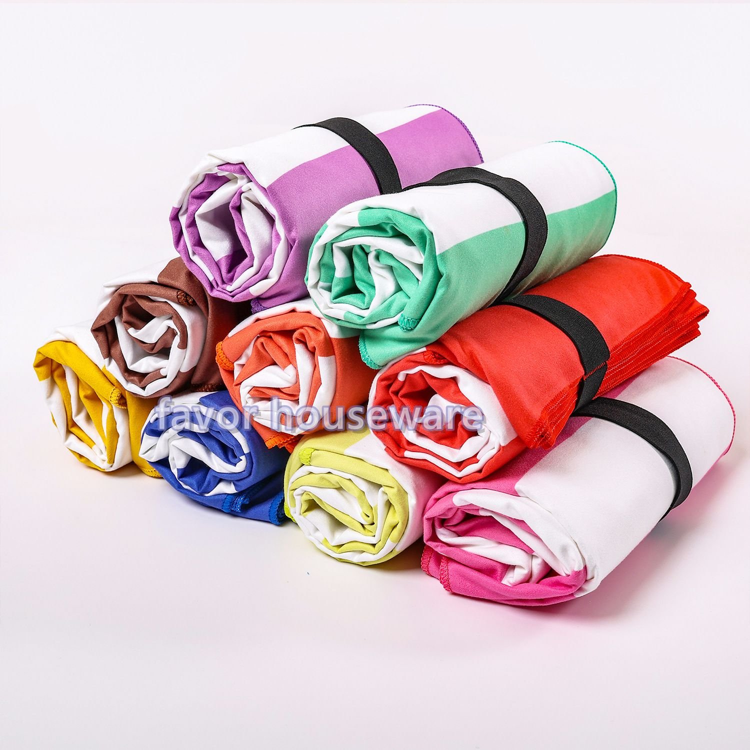 Packable beach towel features